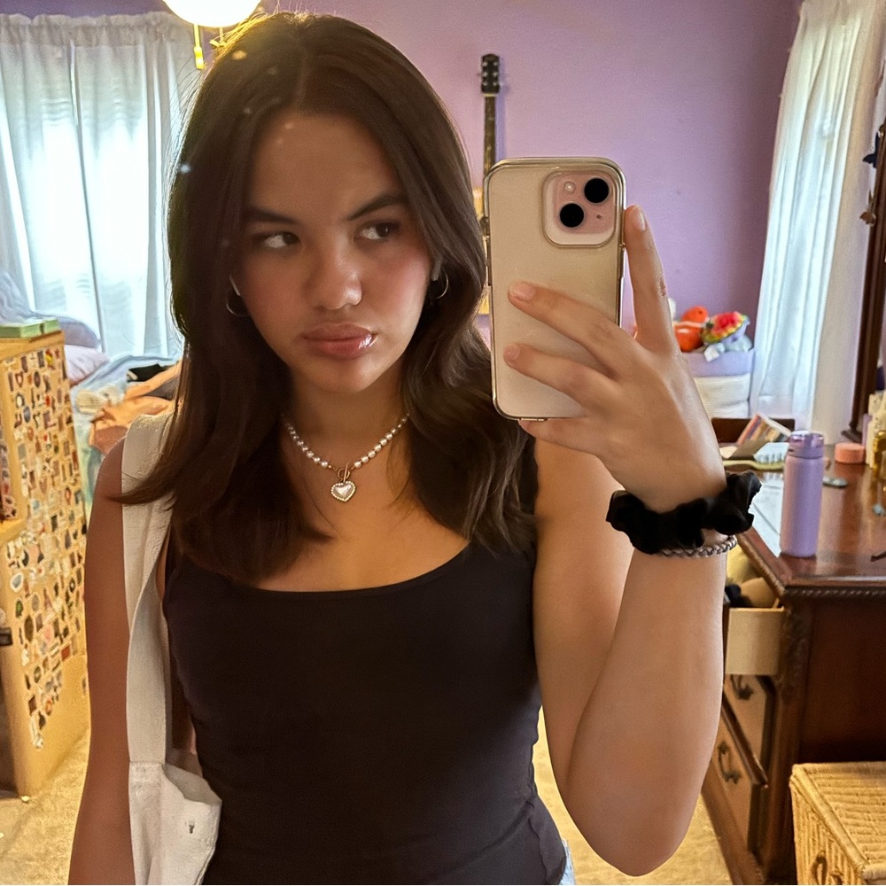 Meet your Posher, Mia